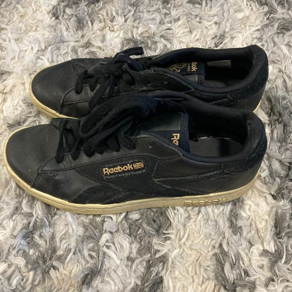 Size 8 Leather Reeboks - Picture 3 of 5